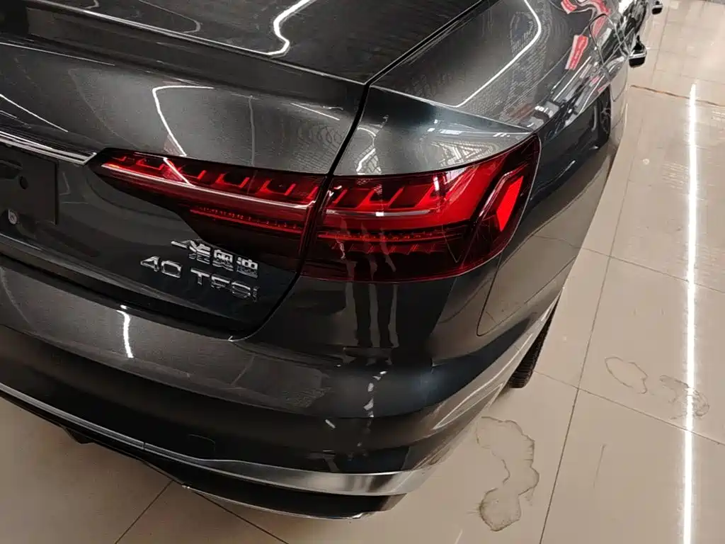 Audi A4L — миниатюра 8