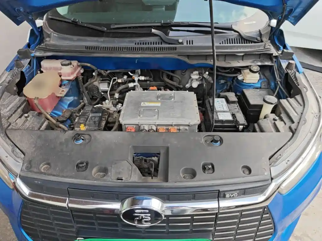 BYD Yuan EV — миниатюра 20