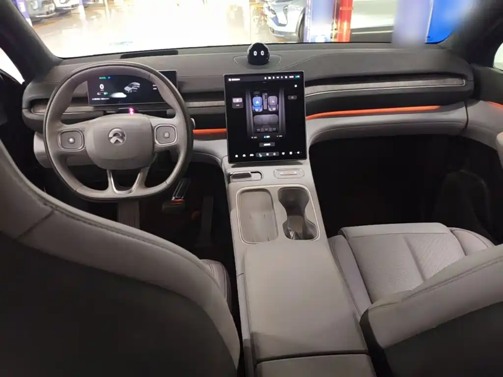 NIO EC6 — миниатюра 10