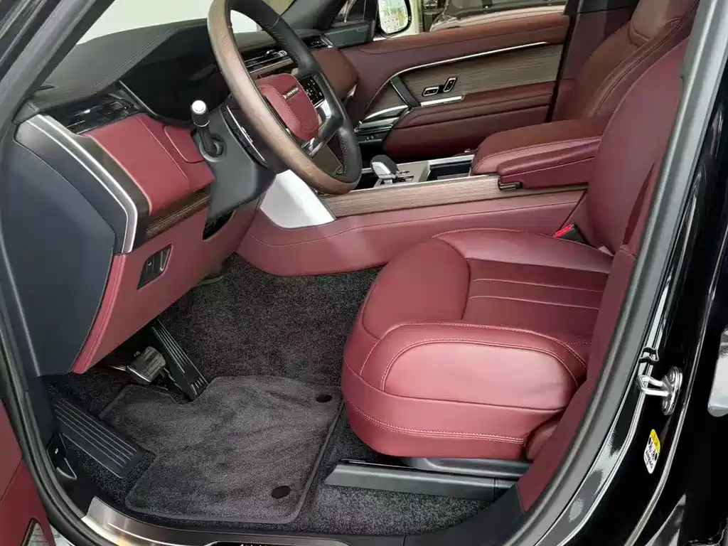 Land Rover Range Rover — миниатюра 5
