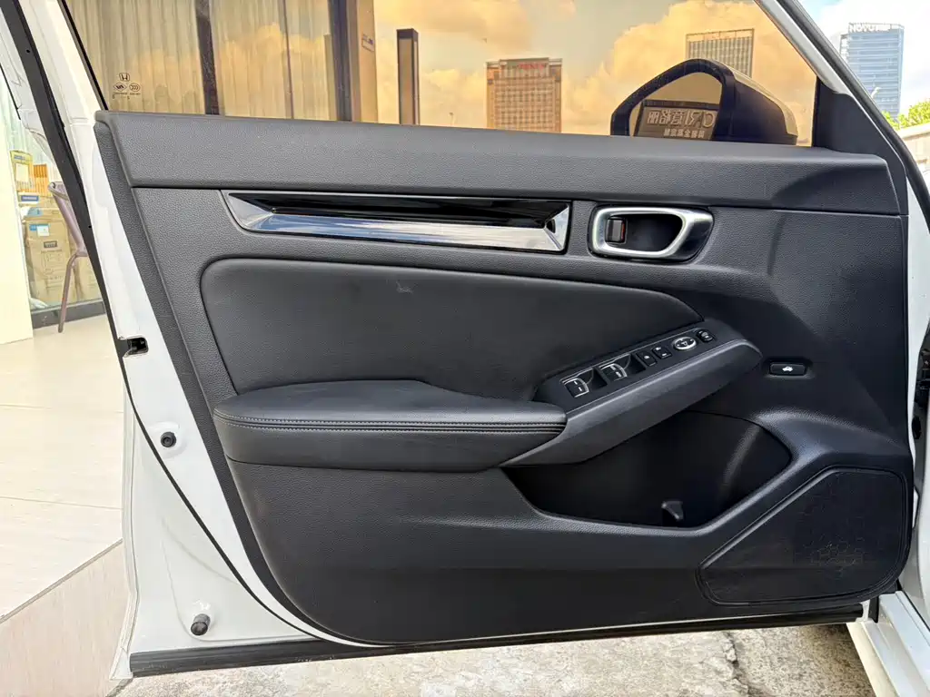 Honda Civic — миниатюра 15