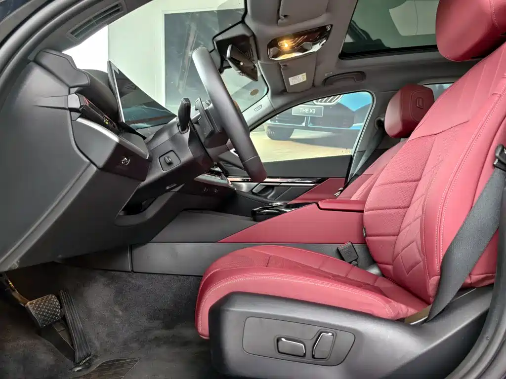 BMW i5 — миниатюра 11
