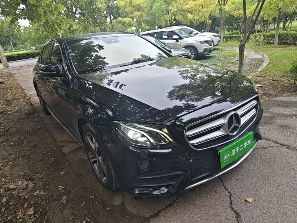 Mercedes-Benz E-Class — миниатюра 4
