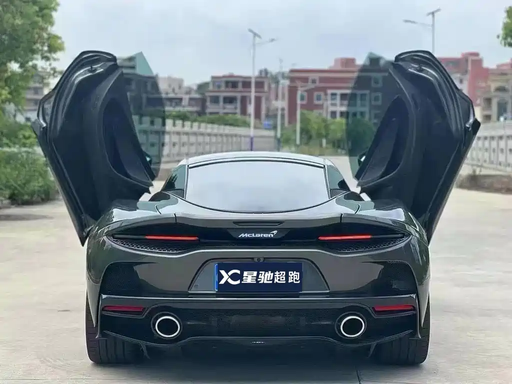 McLaren GT — миниатюра 2