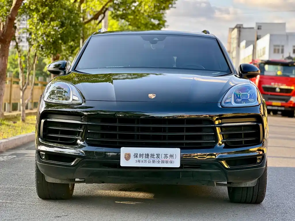 Porsche Cayenne — миниатюра 3