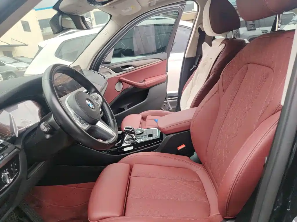 BMW X3 — миниатюра 8