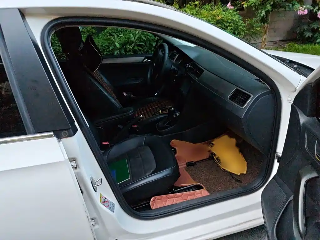 Skoda Rapid Spaceback — миниатюра 18