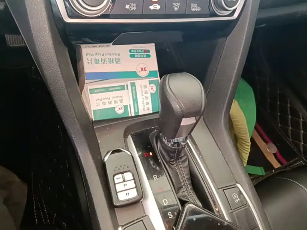 Honda Civic — миниатюра 14