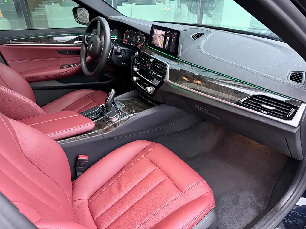 BMW 5 Series — миниатюра 30