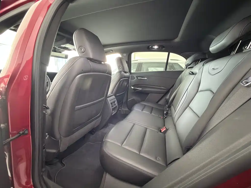 Cadillac XT4 2024 28T Luxury