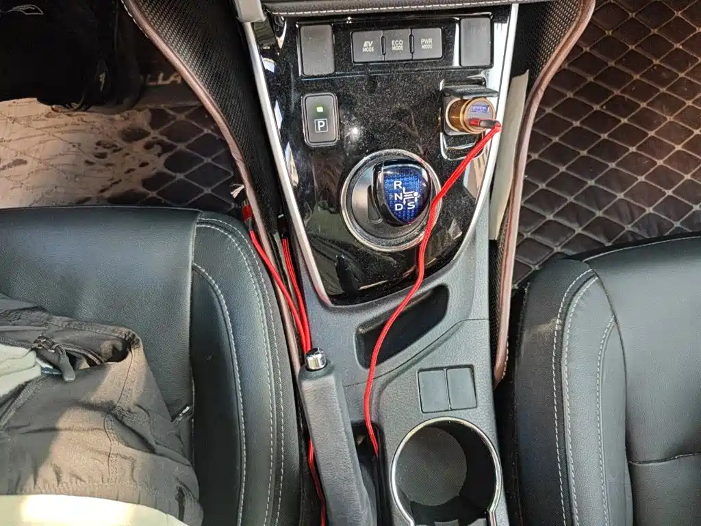 Toyota Corolla — миниатюра 10