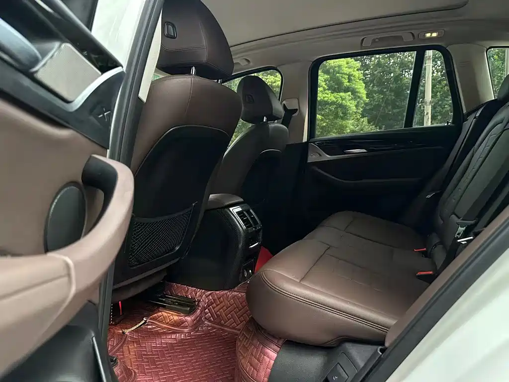 BMW X3 — миниатюра 5