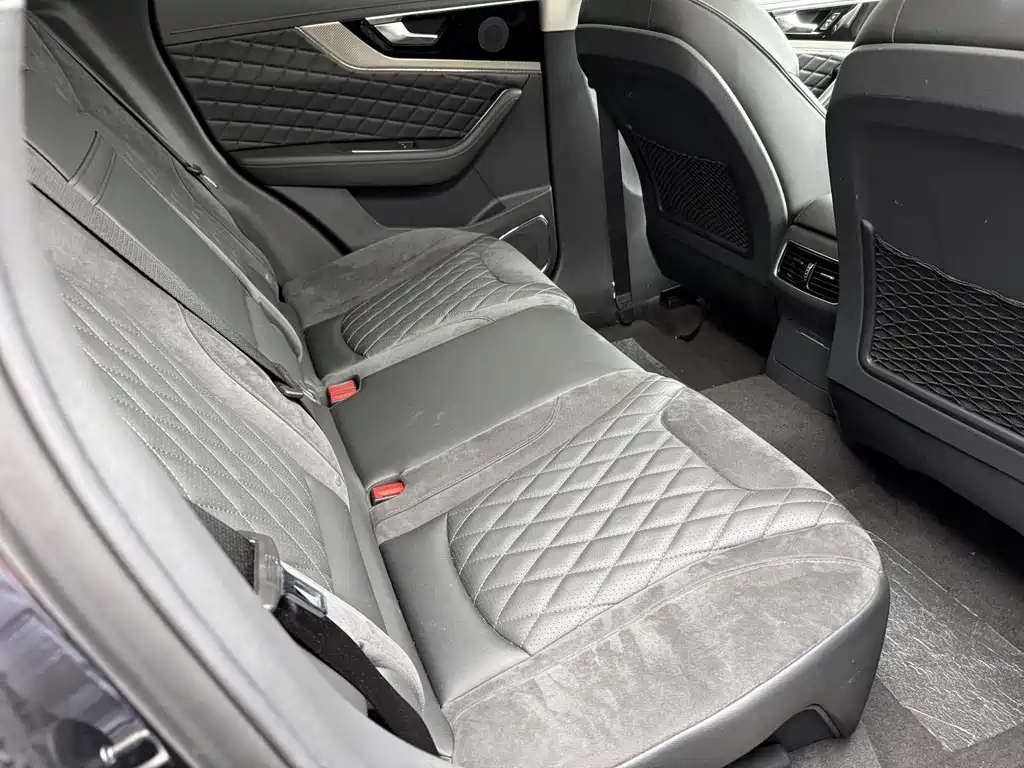 Hongqi Hongqi HS5 — миниатюра 12