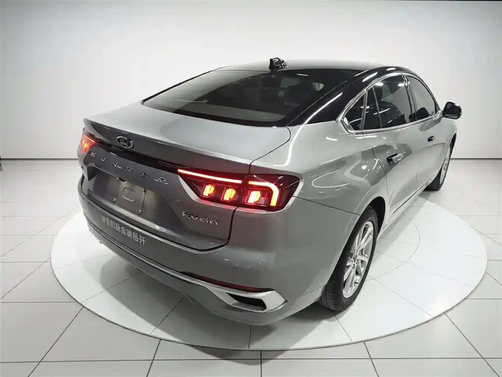 Ford Mondeo 2022 EcoBoost 245 Luxury