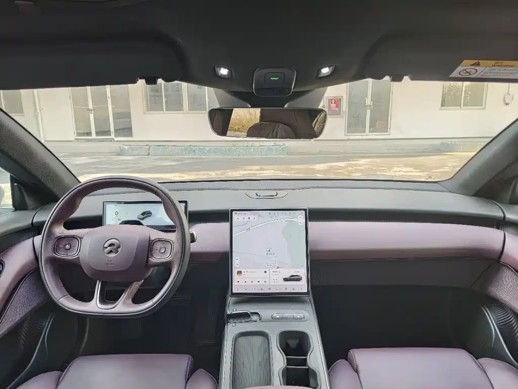 NIO NIO ET5T