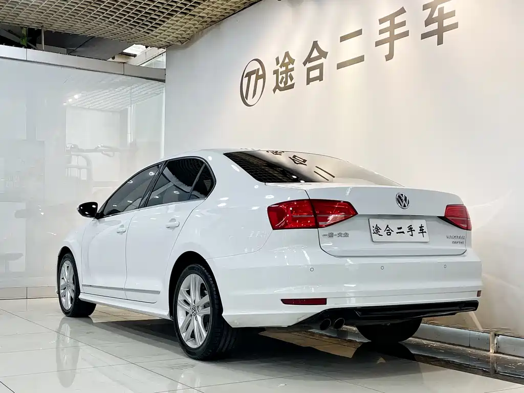 Volkswagen Sagitar — миниатюра 6