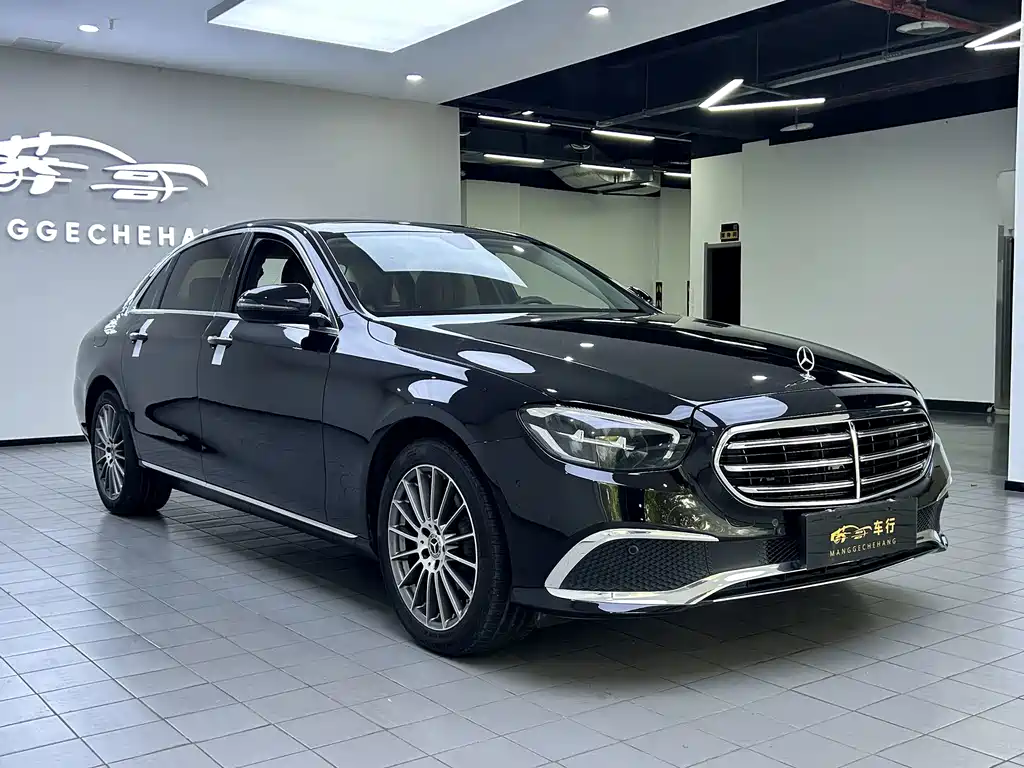 Mercedes-Benz E-Class — миниатюра 3