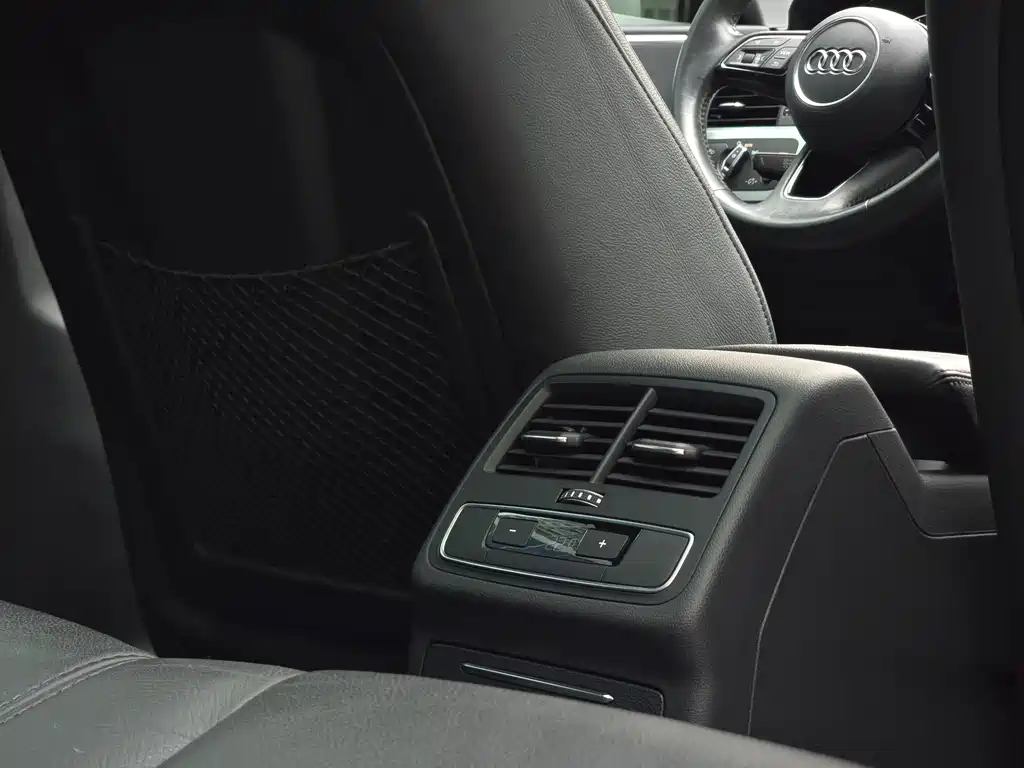 Audi A4L — миниатюра 11