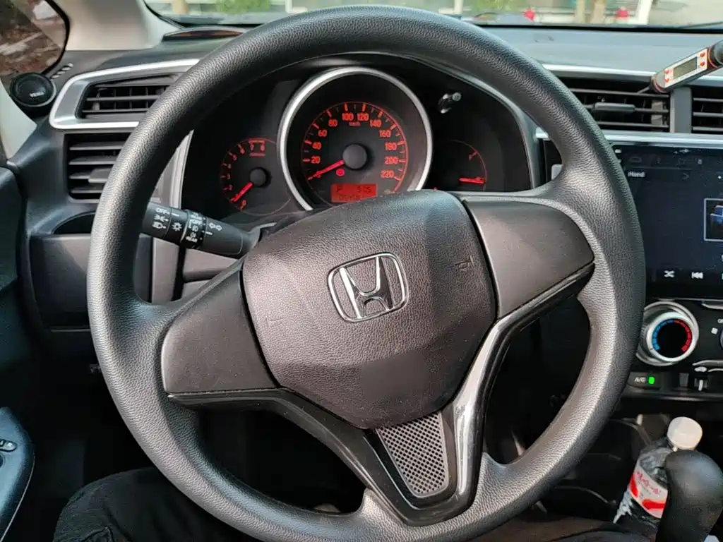 Honda Fit — миниатюра 11