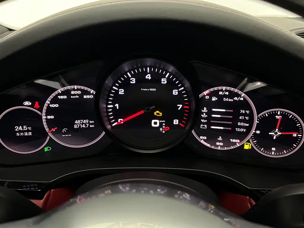 Porsche Cayenne — миниатюра 8