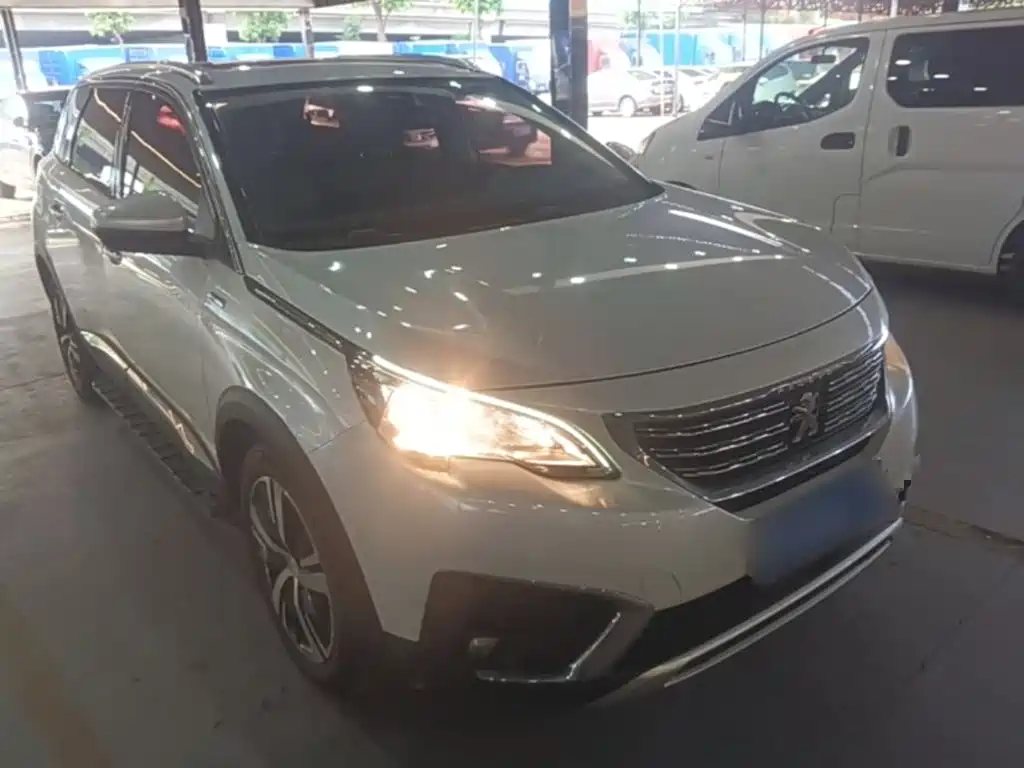Peugeot 5008 — миниатюра 4