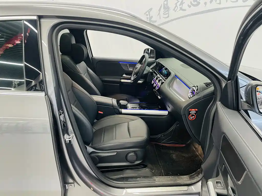 Mercedes-Benz EQA — миниатюра 12