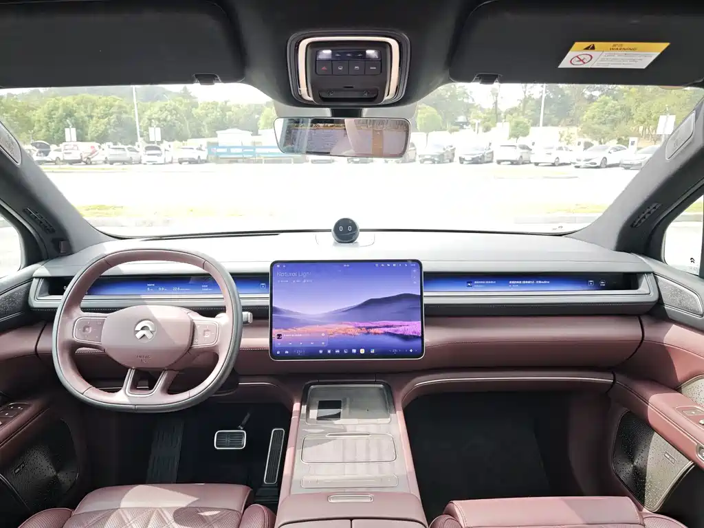 NIO ES8 — миниатюра 11