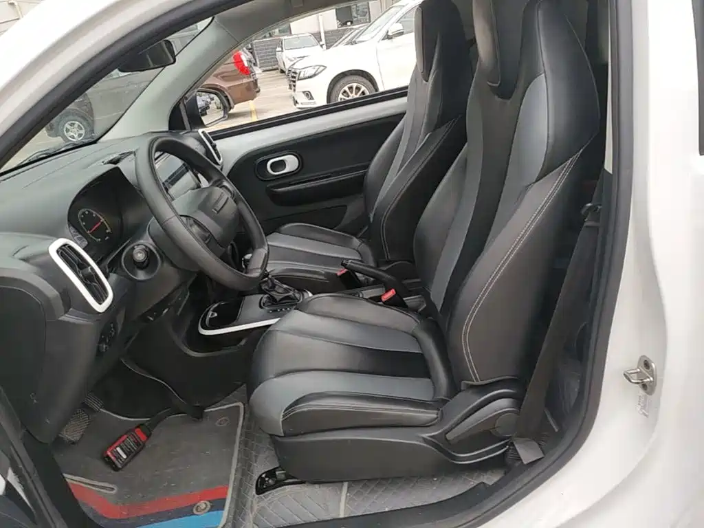 Roewe Clever — миниатюра 15