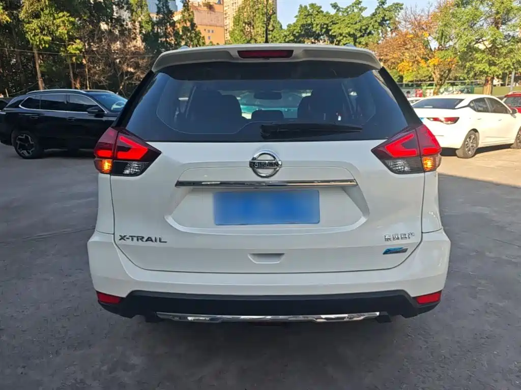 Nissan X-Trail 2017 2.0L CVT Comfort 2WD