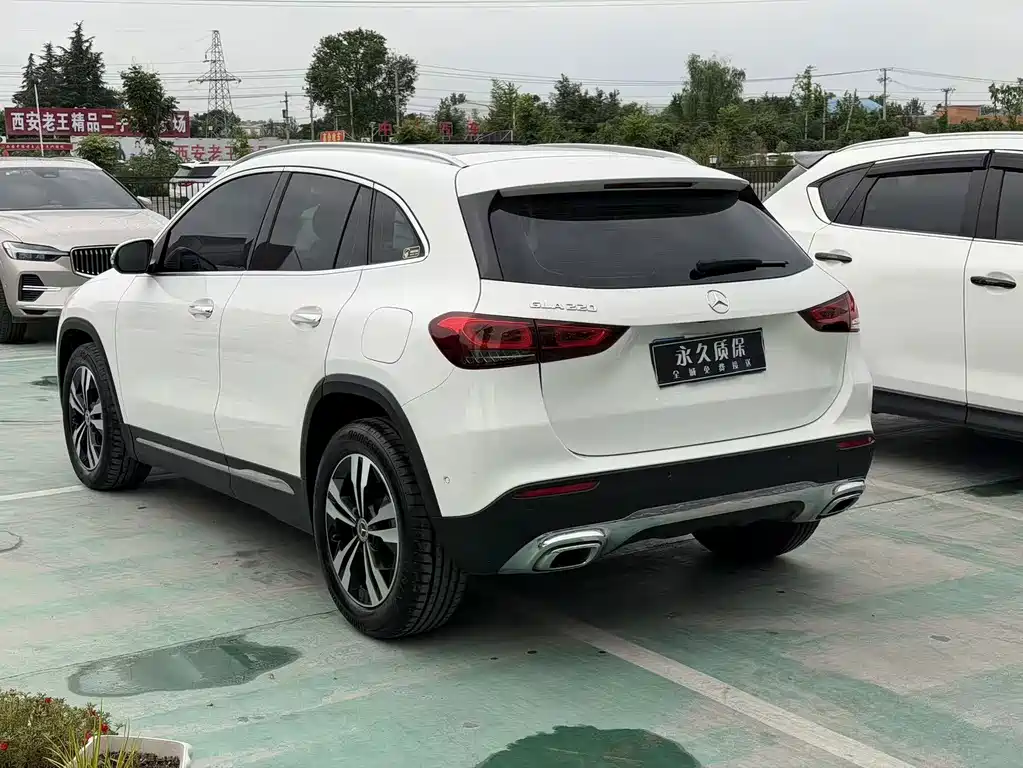 Mercedes-Benz GLA — миниатюра 22