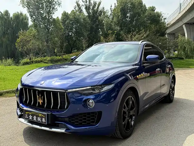 MASERATI LEVANTE 2018