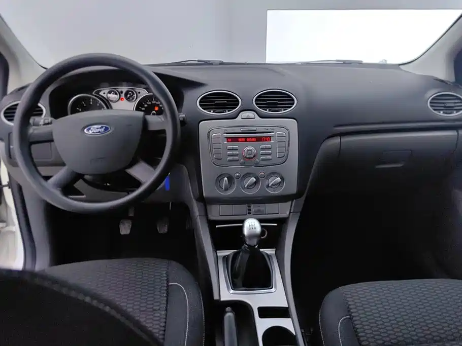 Ford Focus — миниатюра 12