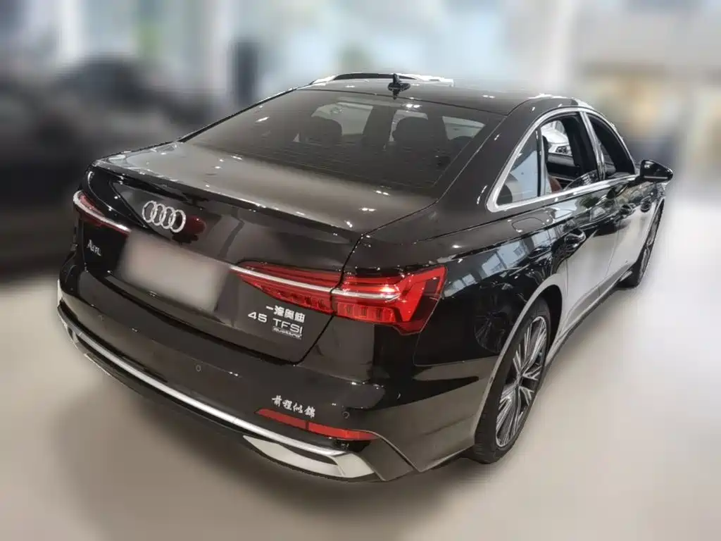 Audi A6L — миниатюра 10