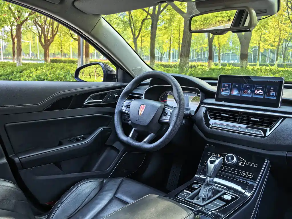 Hongqi Hongqi H5 — миниатюра 15