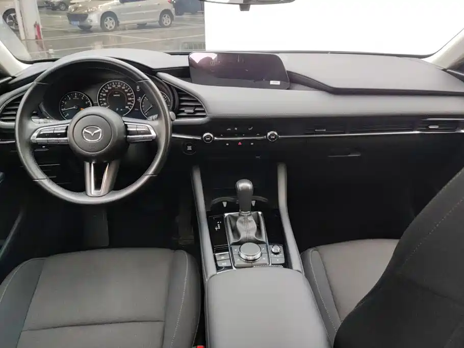 Mazda 3 Axela — миниатюра 12