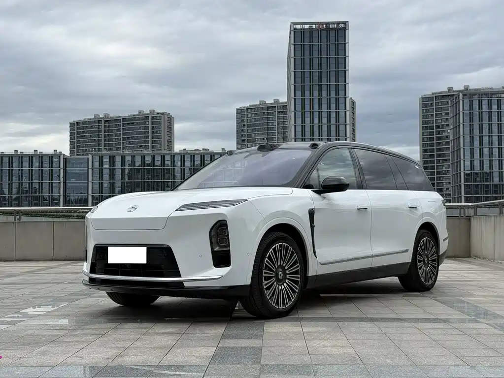 NIO ES8 2026 мест Executive Luxury