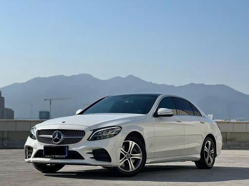 Mercedes-Benz C-Class 2020