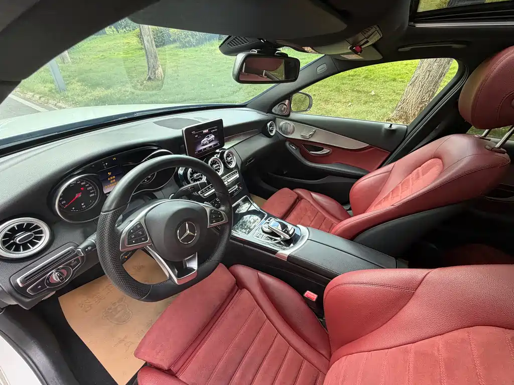 Mercedes-Benz C-Class — миниатюра 8