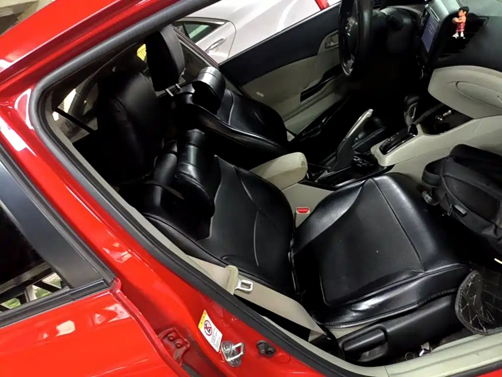 Honda Civic — миниатюра 25