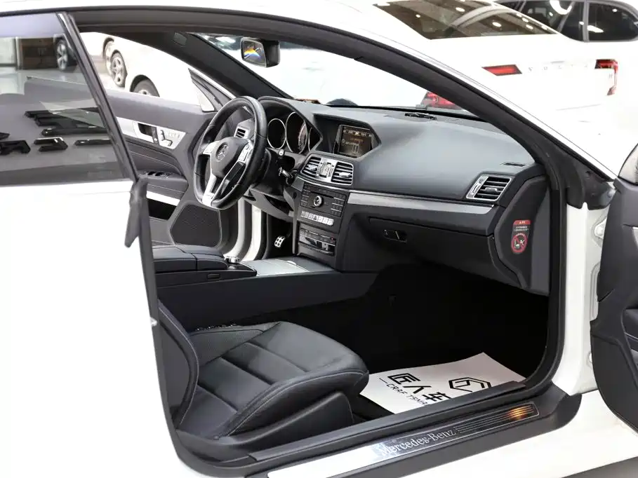 Mercedes-Benz E-Class (Import) — миниатюра 17