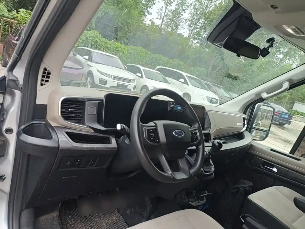 Ford Transit T8 — миниатюра 10