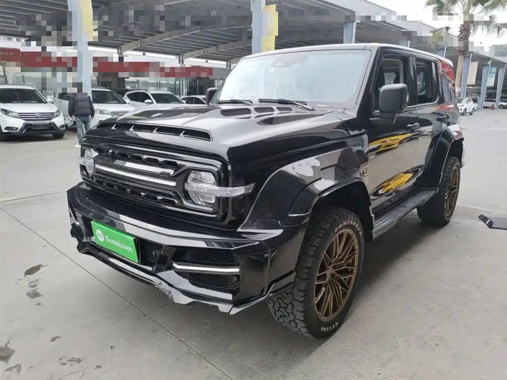 Tank Tank 300 2022