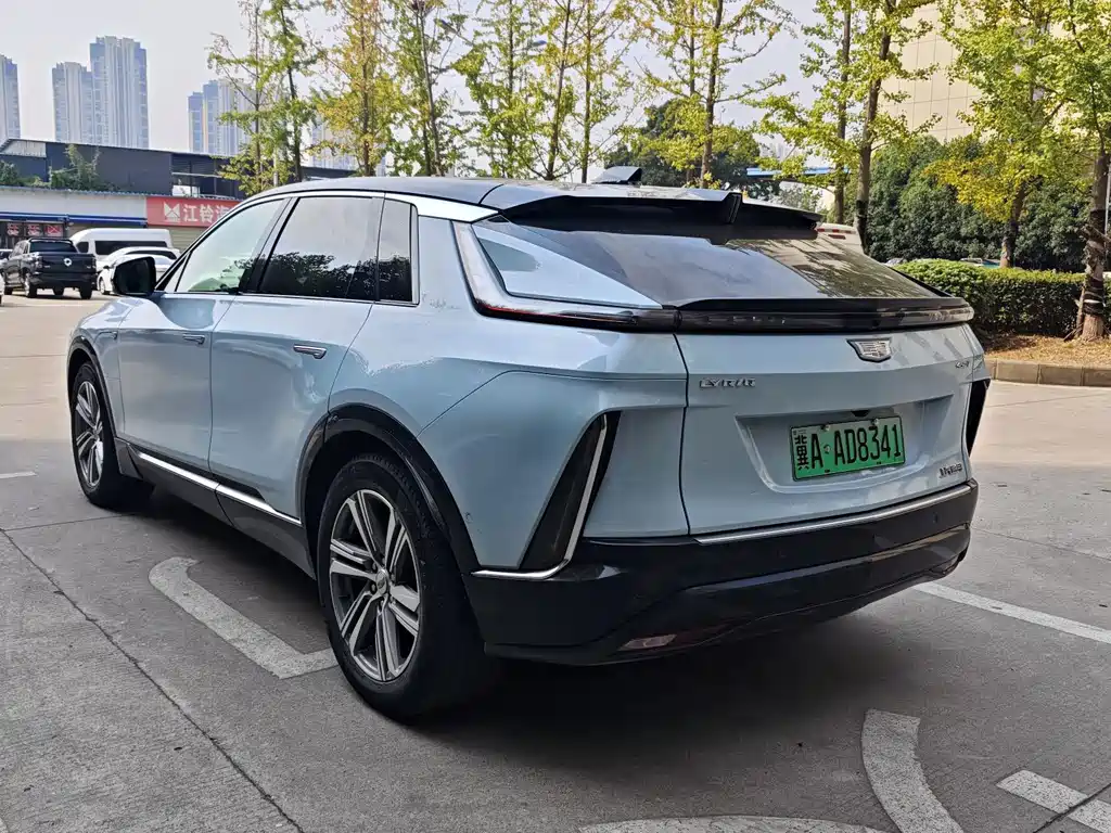 Cadillac Lyriq — миниатюра 8