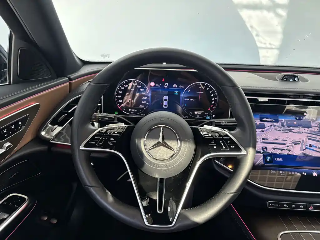 Mercedes-Benz E-Class New Energy — миниатюра 15
