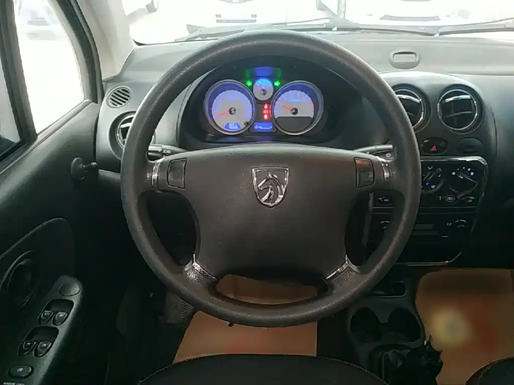 Baojun Spark — миниатюра 11