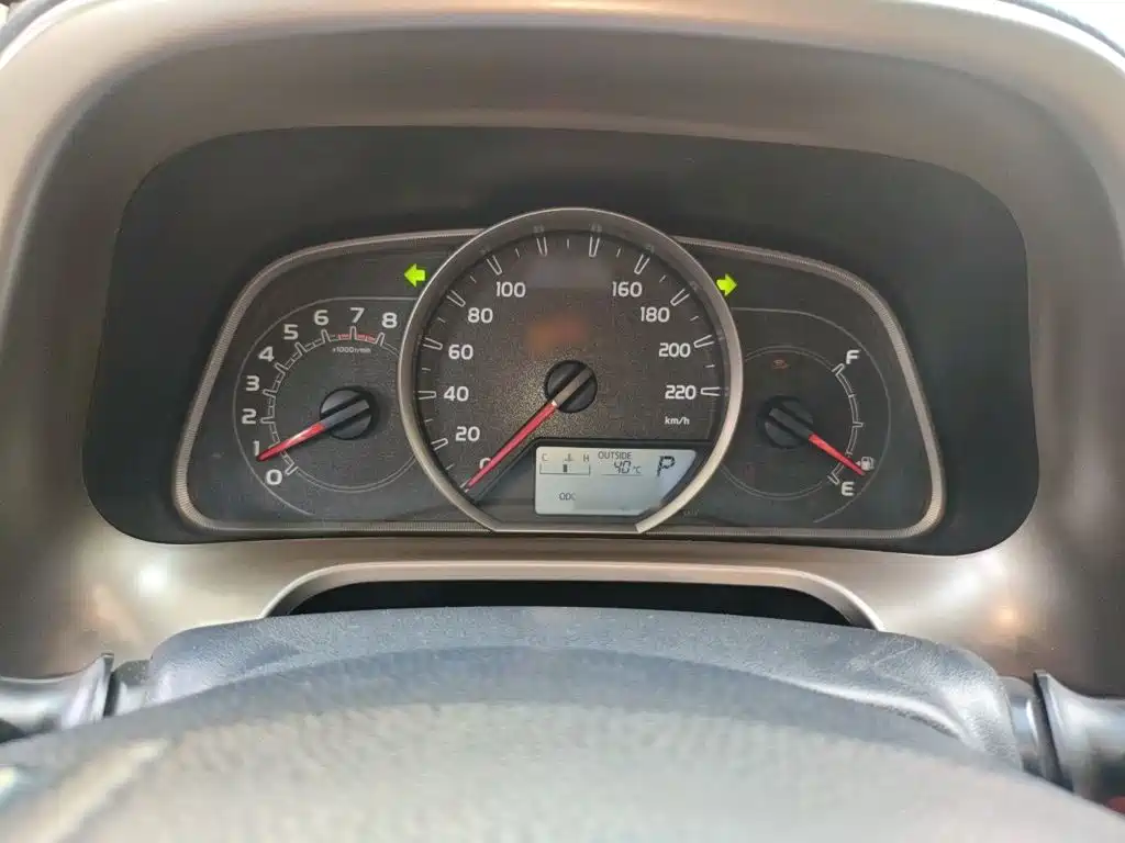 Toyota RAV4 — миниатюра 4