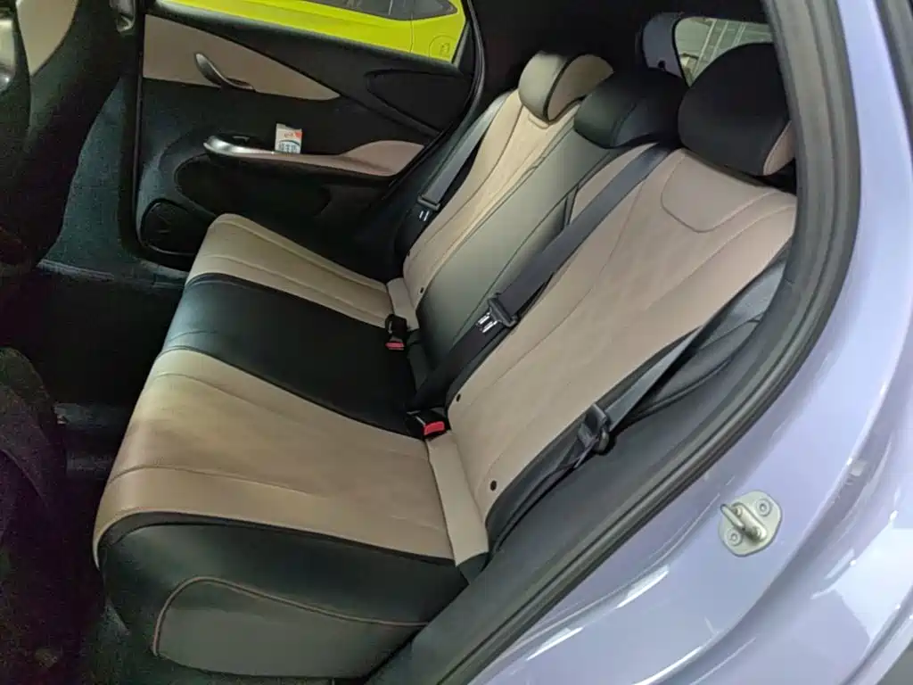 BYD Dolphin — миниатюра 17
