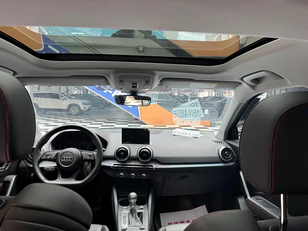 Audi Q2L — миниатюра 19