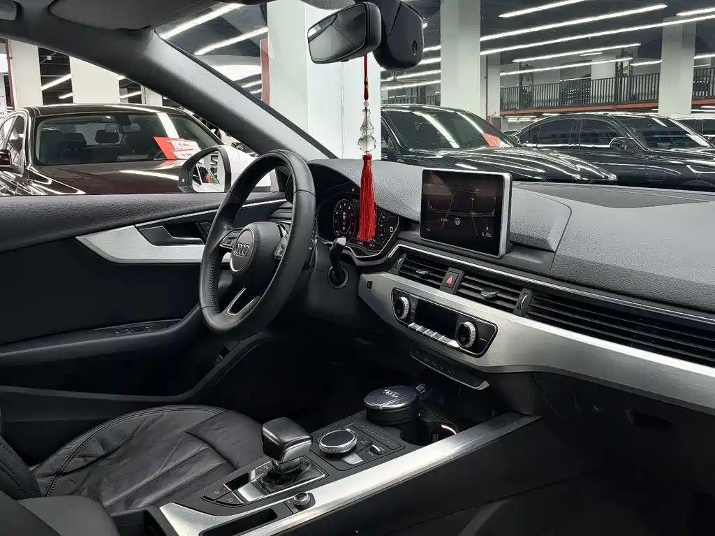 Audi A4L — миниатюра 10