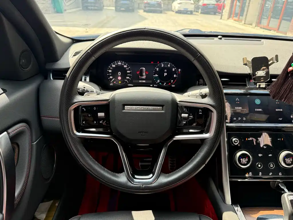 Land Rover Discovery Sport — миниатюра 13